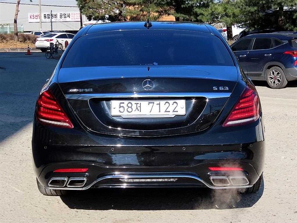 Mercedes Benz S Class - Vista 4