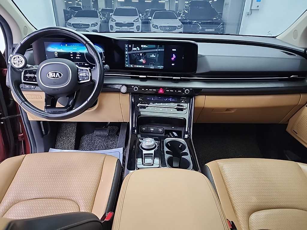 KIA Carnival - Vista 7