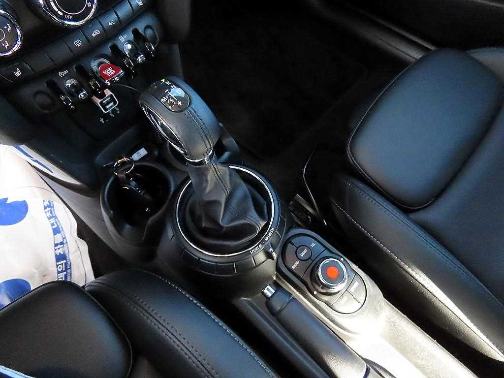 Mini Cooper - Vista 10