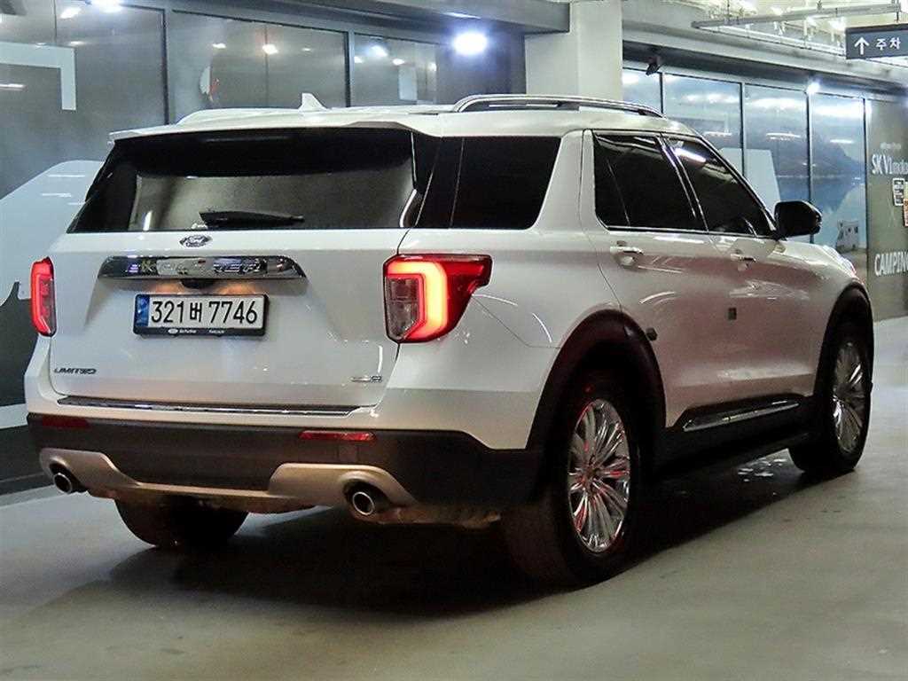 Ford Explorer - Vista 4