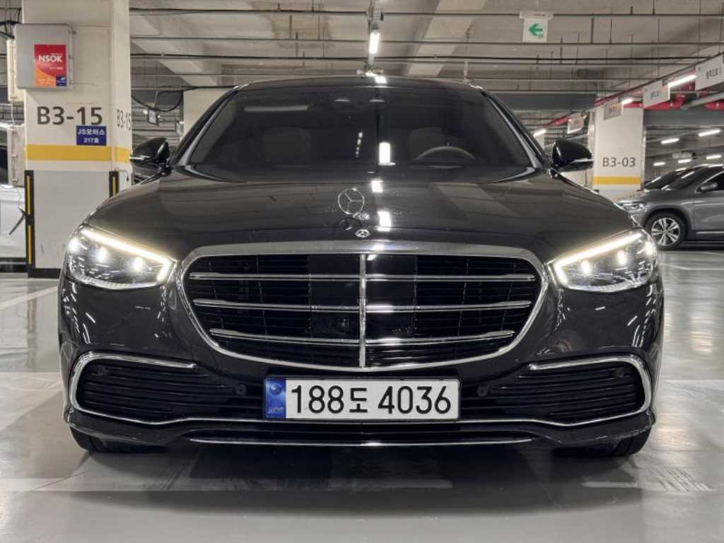 Mercedes Benz S Class 2022 Negro - Importación desde Corea - HF Imports Iquique - Foto 1