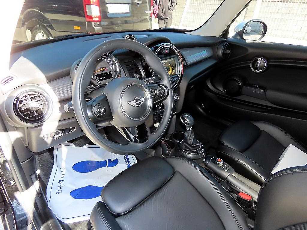 Mini Cooper - Vista 7