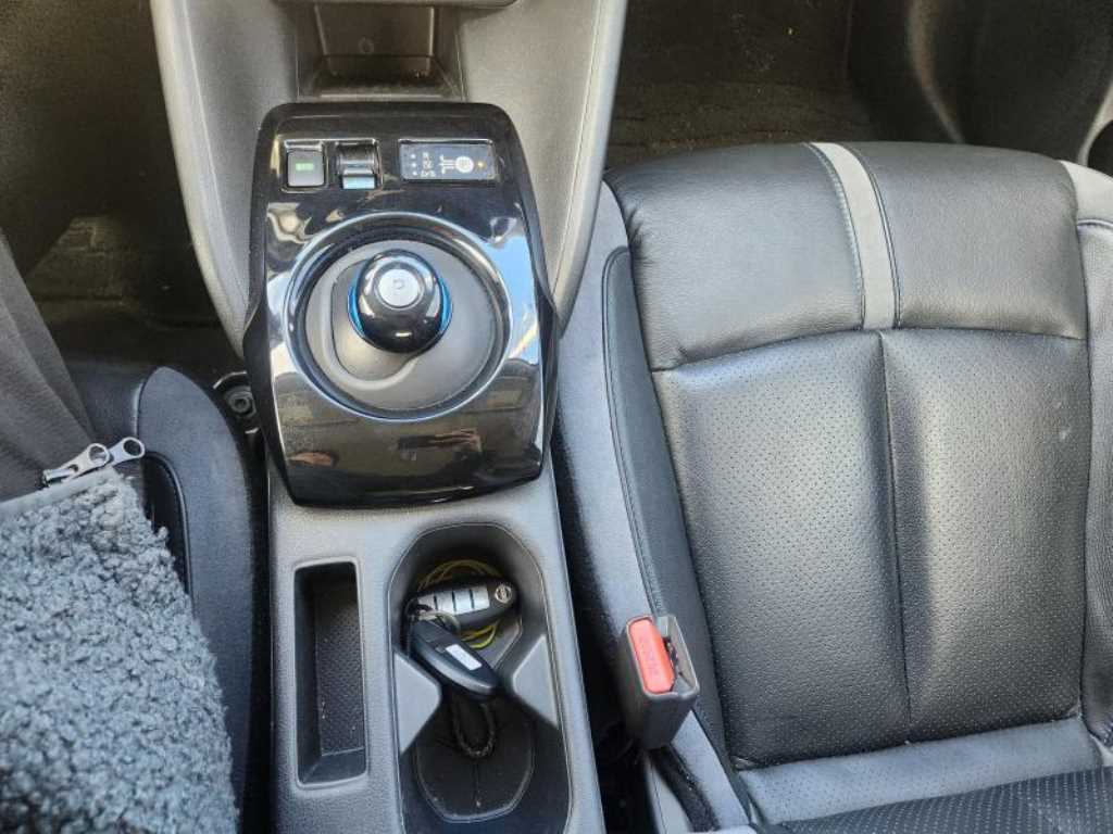 Nissan Leaf - Vista 10