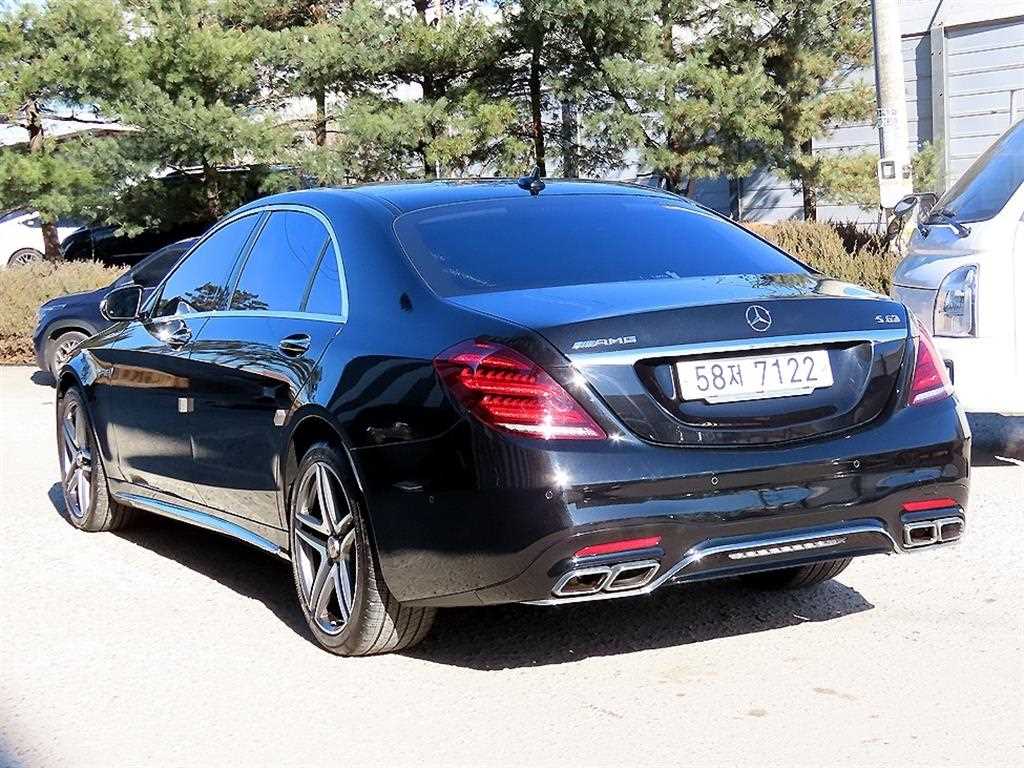 Mercedes Benz S Class - Vista 3