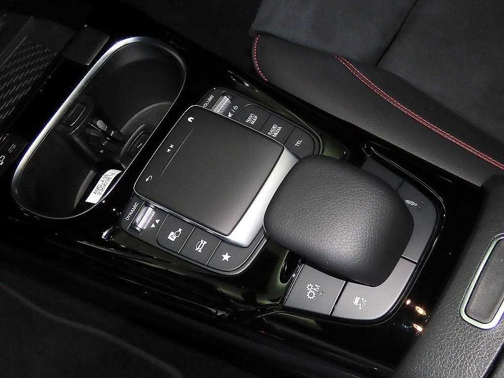 Mercedes Benz A Class 2023 Blanco - Importación desde Corea - HF Imports Iquique - Foto 13