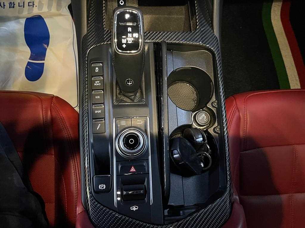 Maserati Levante - Vista 11