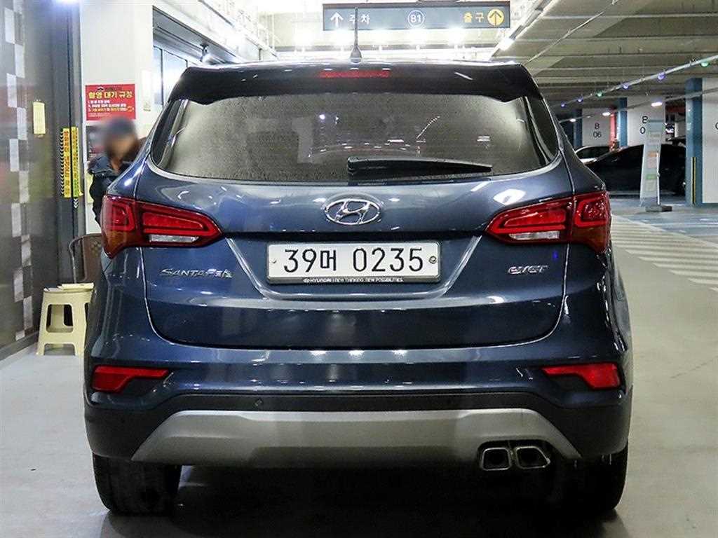HYUNDAI Santa Fe - Vista 5
