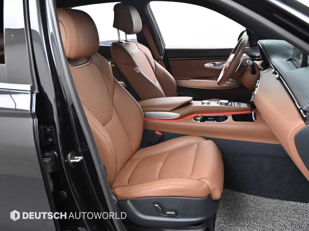 Genesis GV70 - Vista 10