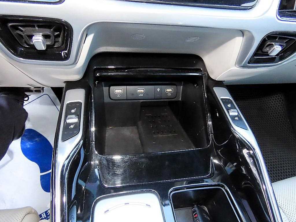 KIA Sorento - Vista 11