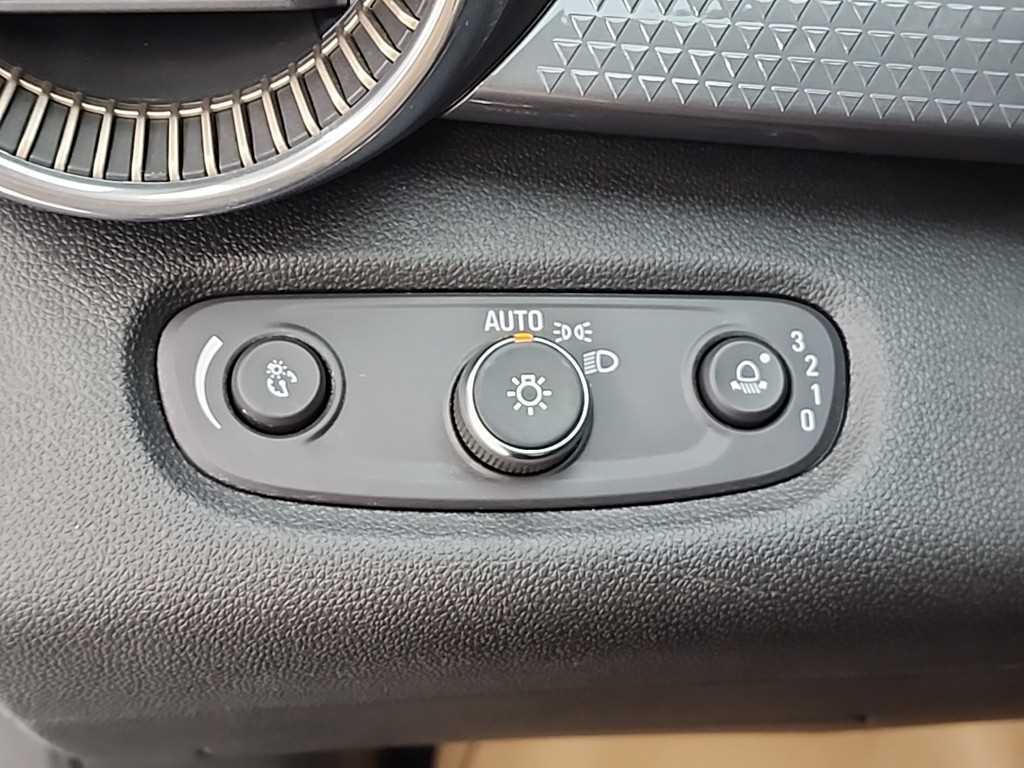 Chevrolet Trax 2024 Negro - Importación desde Corea - HF Imports Iquique - Foto 17