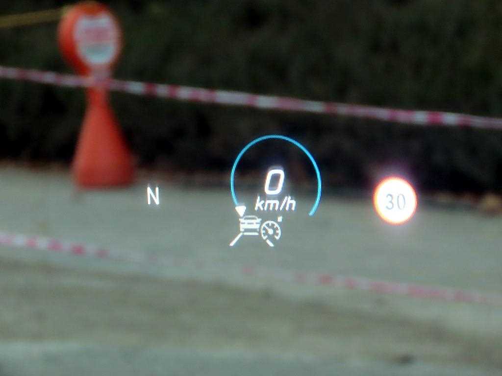 Mercedes Benz CLS Class - Vista 10