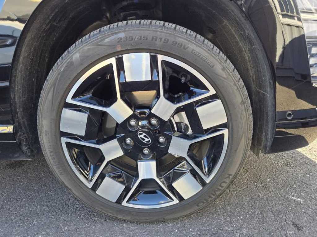 HYUNDAI Kona - Vista 4