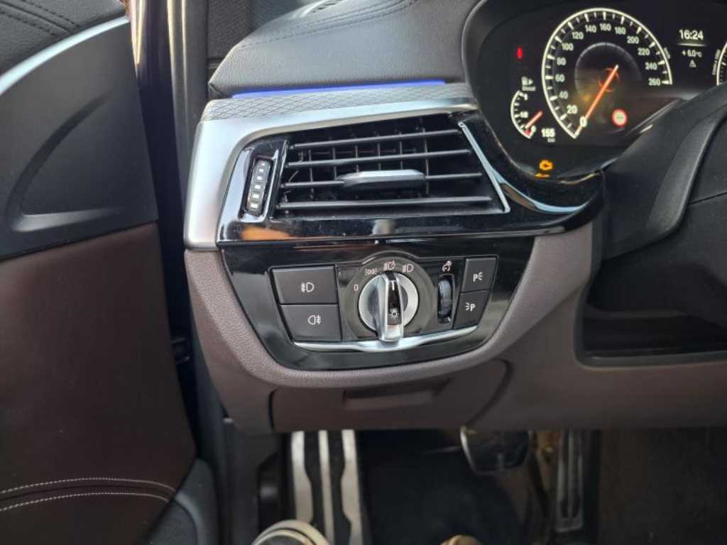 BMW 5 Series - Vista 10