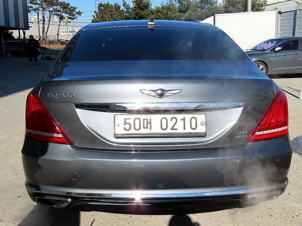 Genesis EQ900 - Vista 5