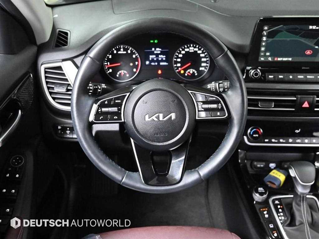 KIA Seltos - Vista 12