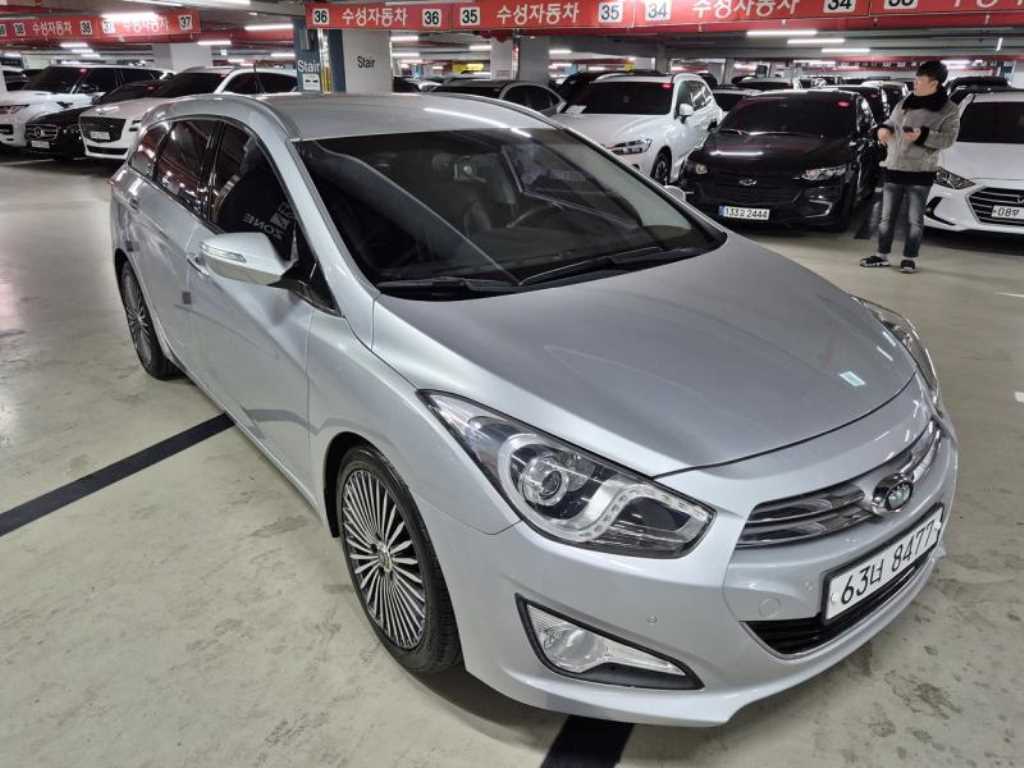 HYUNDAI i40 - Vista 5