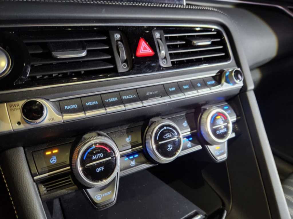 Genesis G70 2018 Gris - Importación desde Corea - HF Imports Iquique - Foto 13