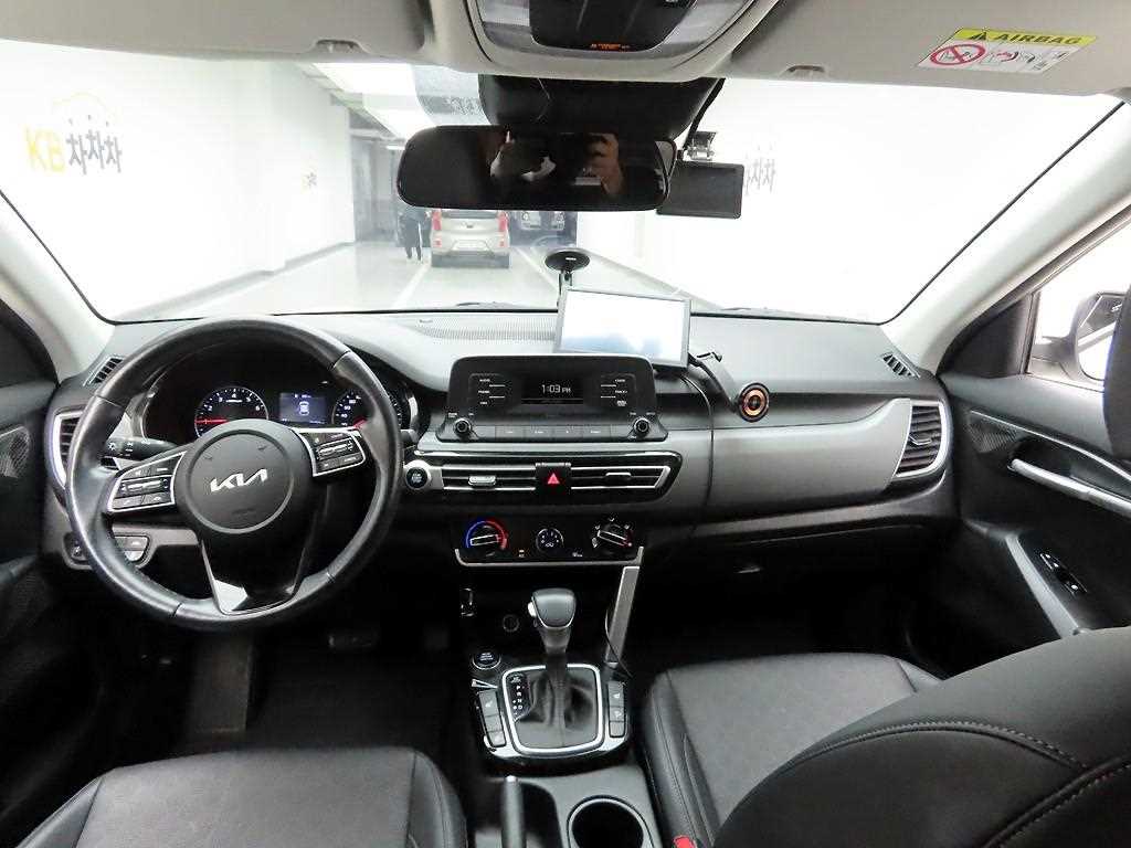 KIA Seltos - Vista 7