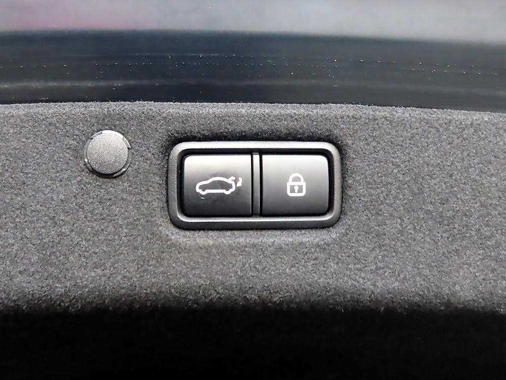 HYUNDAI Grandeur 2018 Negro - Importación desde Corea - HF Imports Iquique - Foto 16