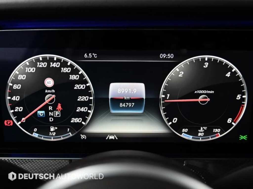 Mercedes Benz CLS Class - Vista 8