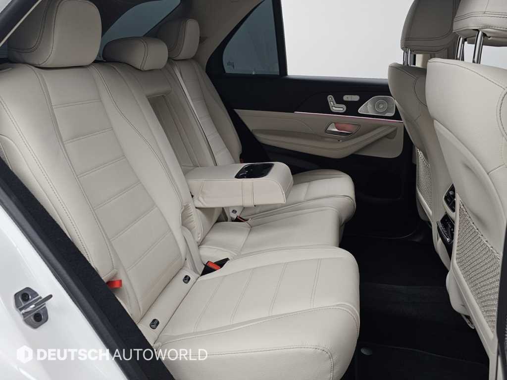 Mercedes Benz GLE Class - Vista 12