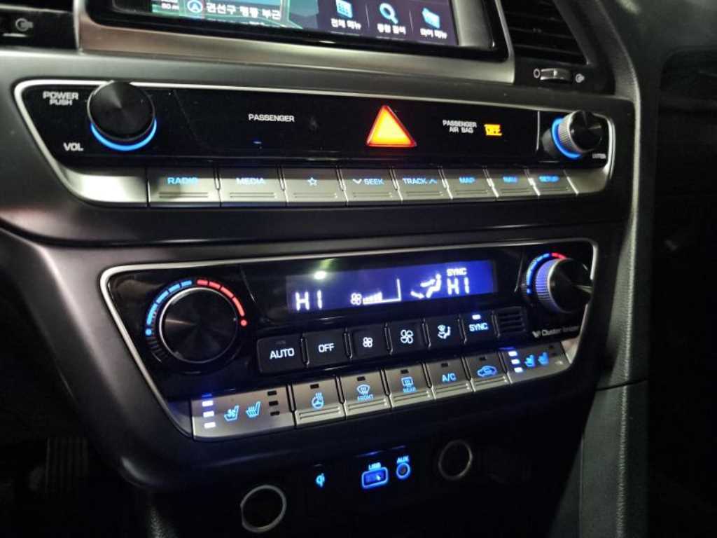 HYUNDAI Sonata 2018 Blanco - Importación desde Corea - HF Imports Iquique - Foto 13