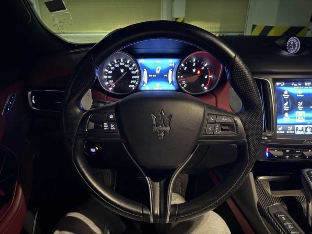 Maserati Levante - Vista 7
