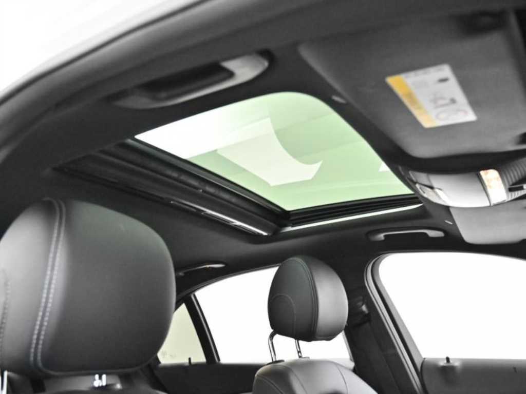 Mercedes Benz C Class 2021 Blanco - Importación desde Corea - HF Imports Iquique - Foto 19