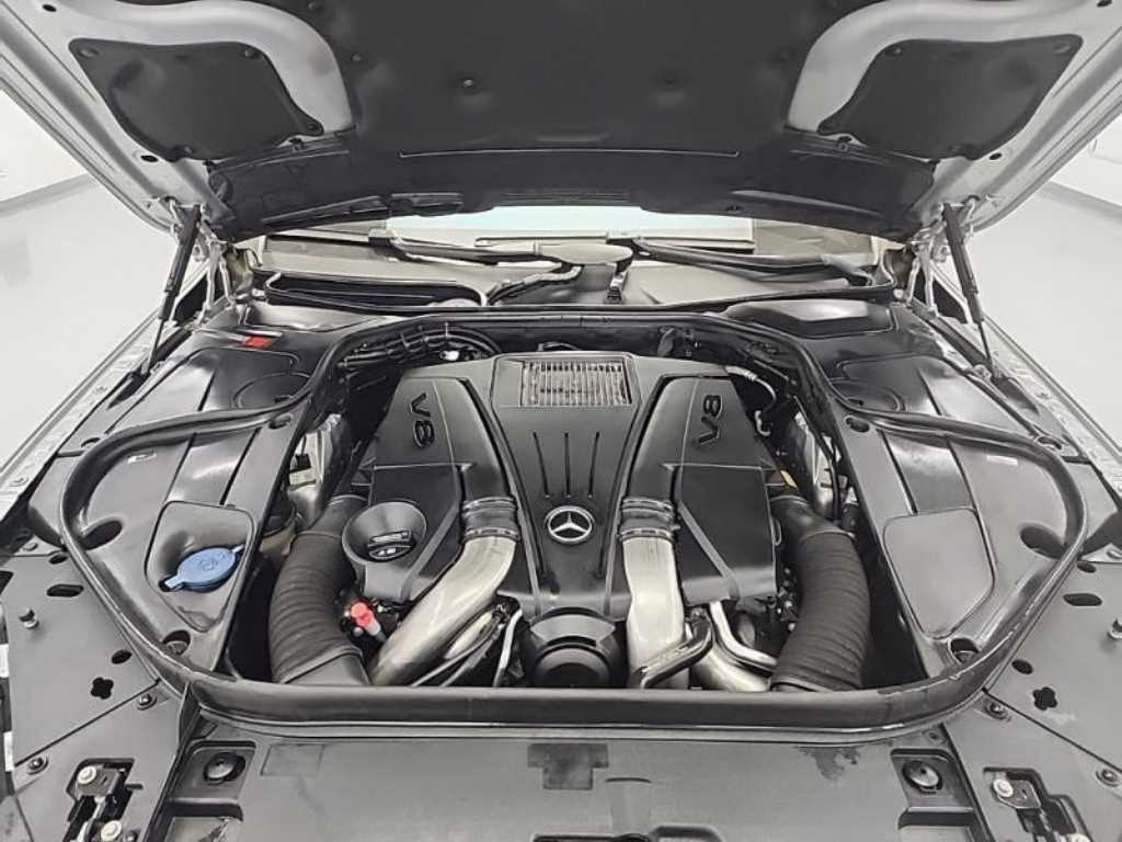 Mercedes Benz S Class - Vista 5