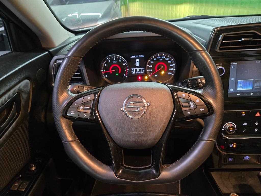 Ssangyong Tivoli - Vista 10