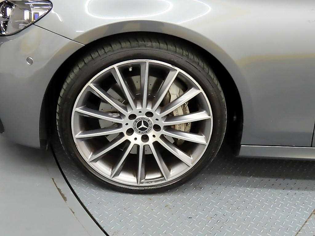 Mercedes Benz E class 2021 Gris - Importación desde Corea - HF Imports Iquique - Foto 20