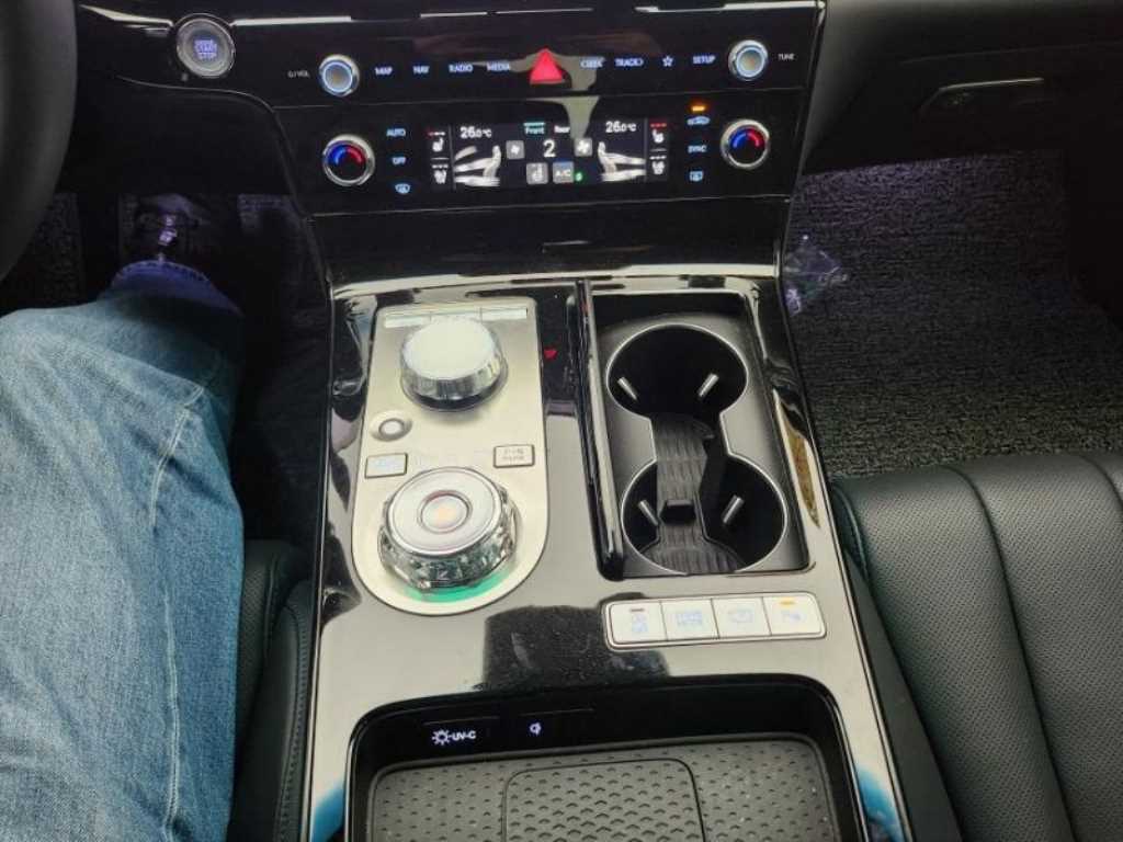 Genesis G80 - Vista 11