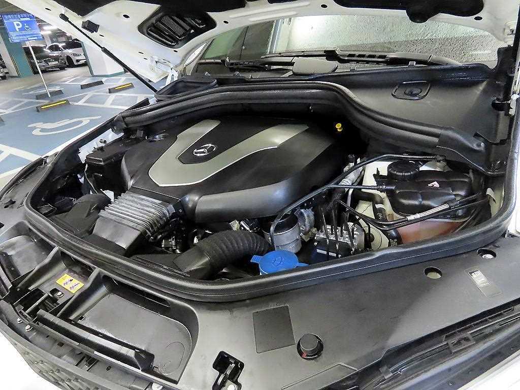 Mercedes Benz GLE Class 2018 Blanco - Importación desde Corea - HF Imports Iquique - Foto 19