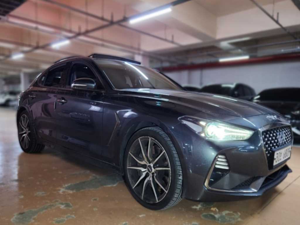 Genesis G70 - Vista 3