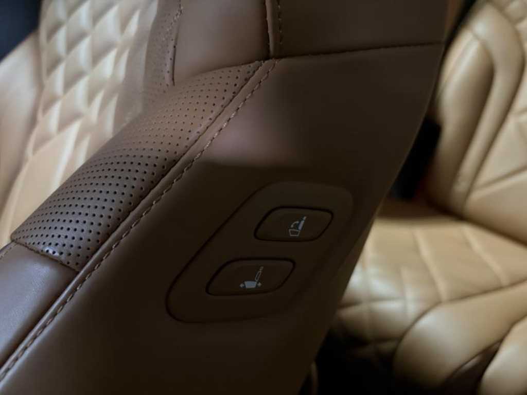 Genesis GV80 2024 Negro - Importación desde Corea - HF Imports Iquique - Foto 16