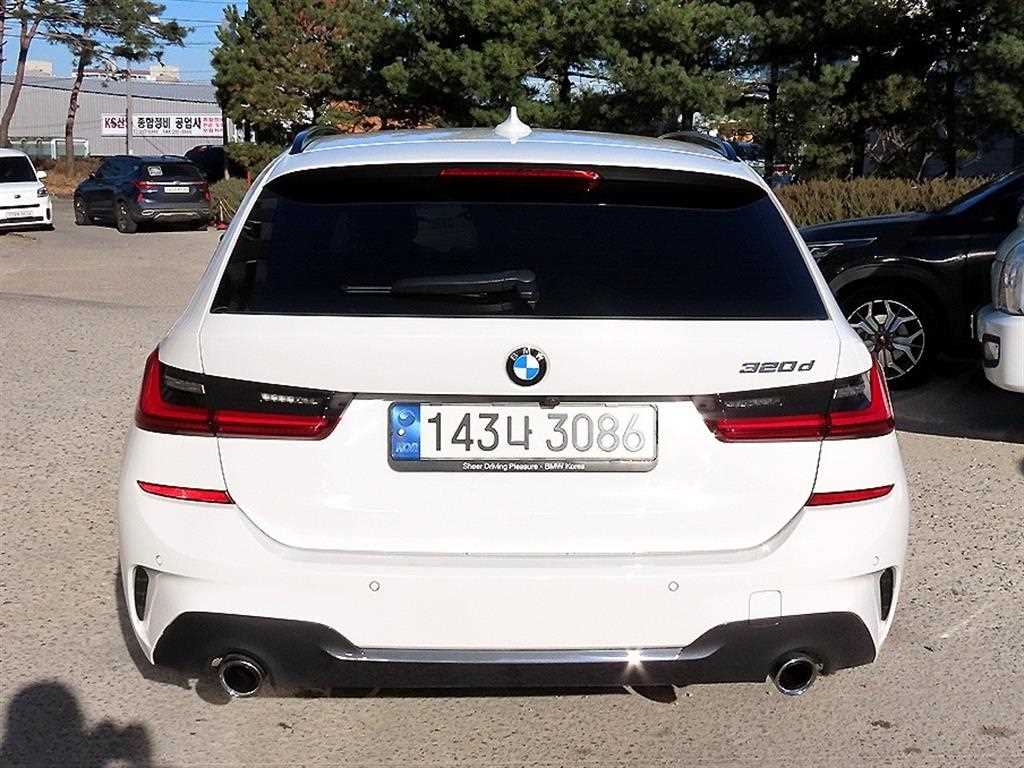 BMW 3 series - Vista 4
