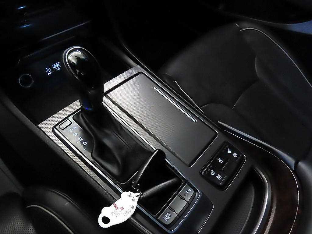 HYUNDAI Aslan - Vista 12