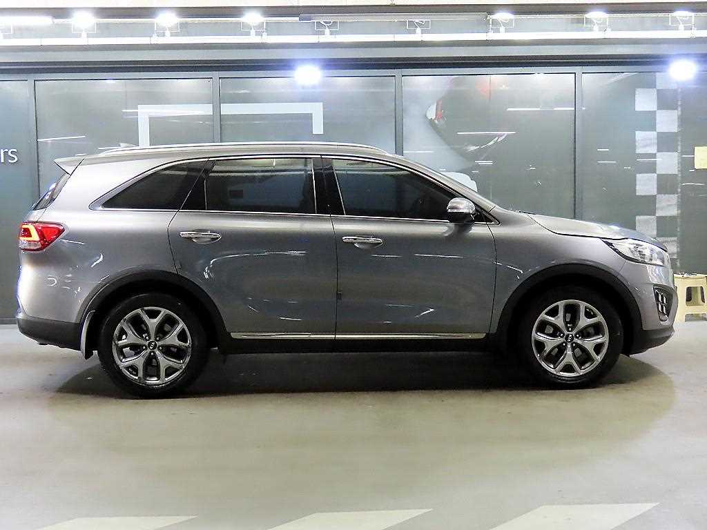 KIA Sorento - Vista 3