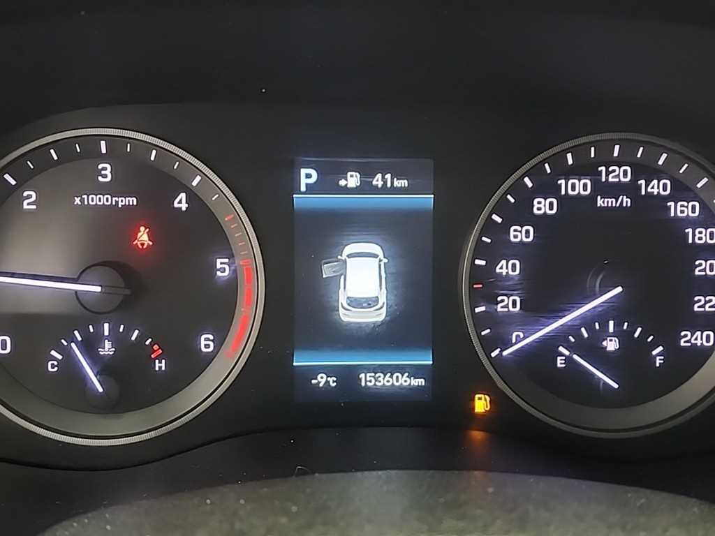 HYUNDAI Tucson - Vista 6