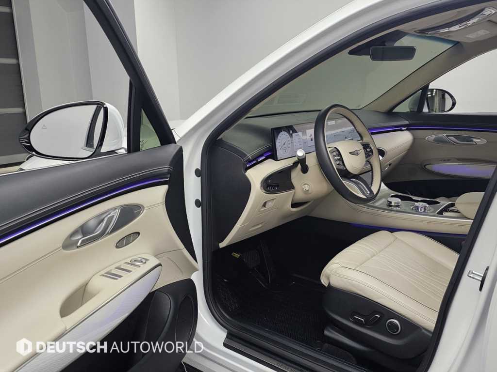 Genesis GV70 - Vista 11