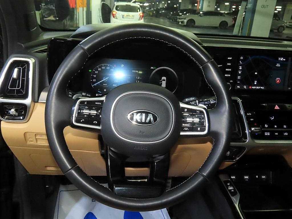 KIA Sorento - Vista 8