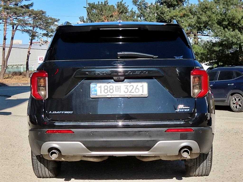 Ford Explorer - Vista 4