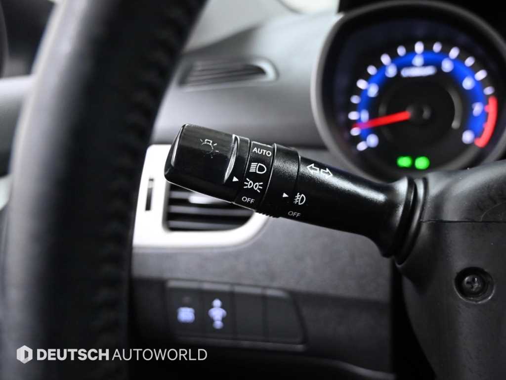 HYUNDAI Avante 2012 Blanco - Importación desde Corea - HF Imports Iquique - Foto 18