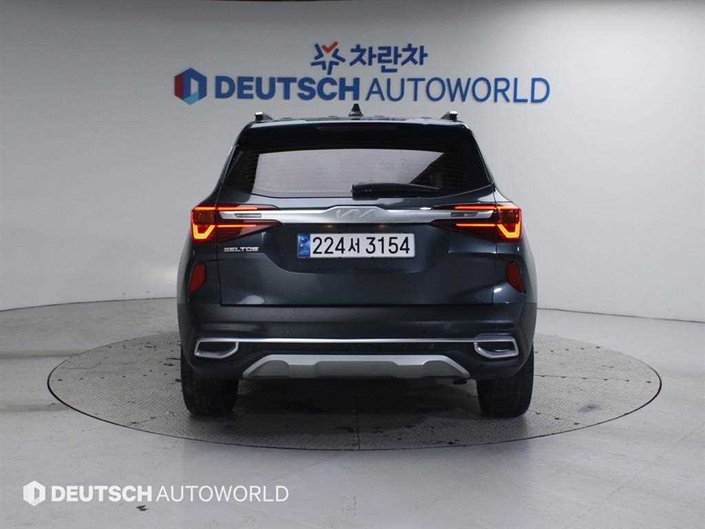 KIA Seltos - Vista 4