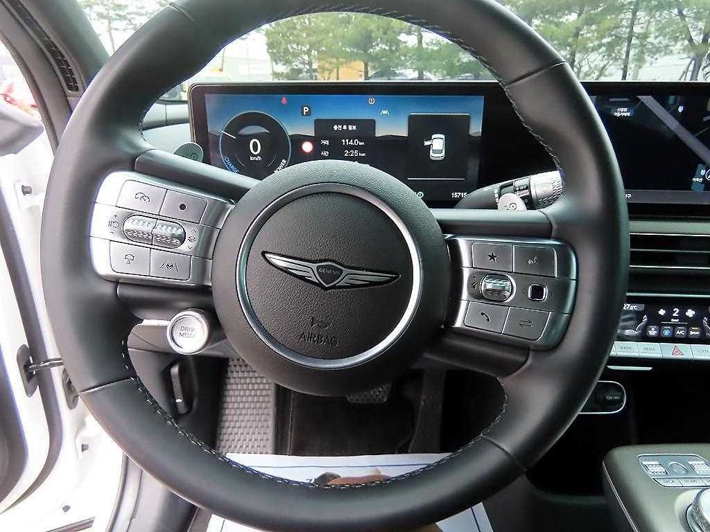 Genesis GV60 - Vista 8