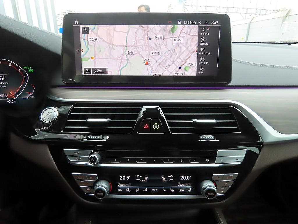 BMW Gran Turismo 2023 Negro - Importación desde Corea - HF Imports Iquique - Foto 13