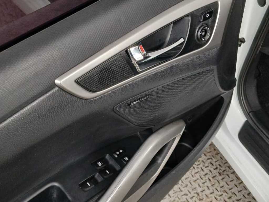 HYUNDAI Veloster - Vista 7