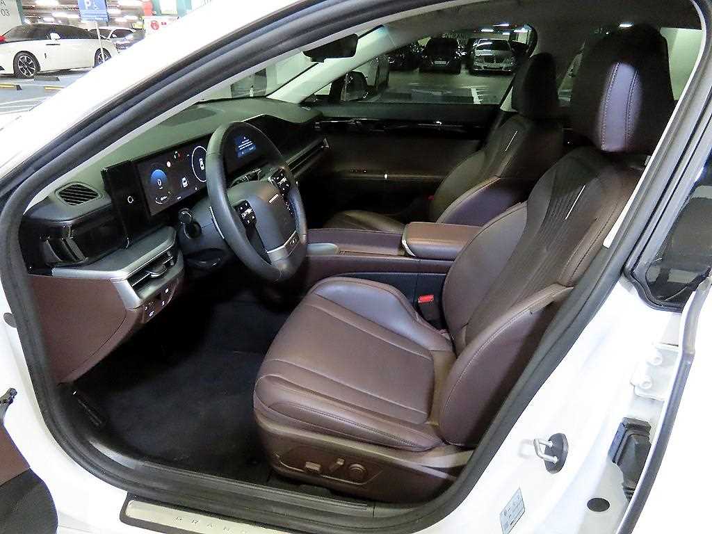 HYUNDAI Grandeur - Vista 6