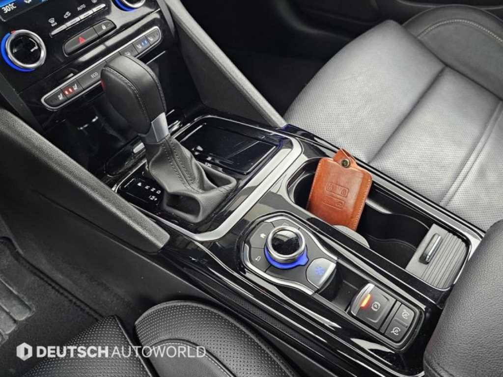 SAMSUNG SM6 - Vista 9