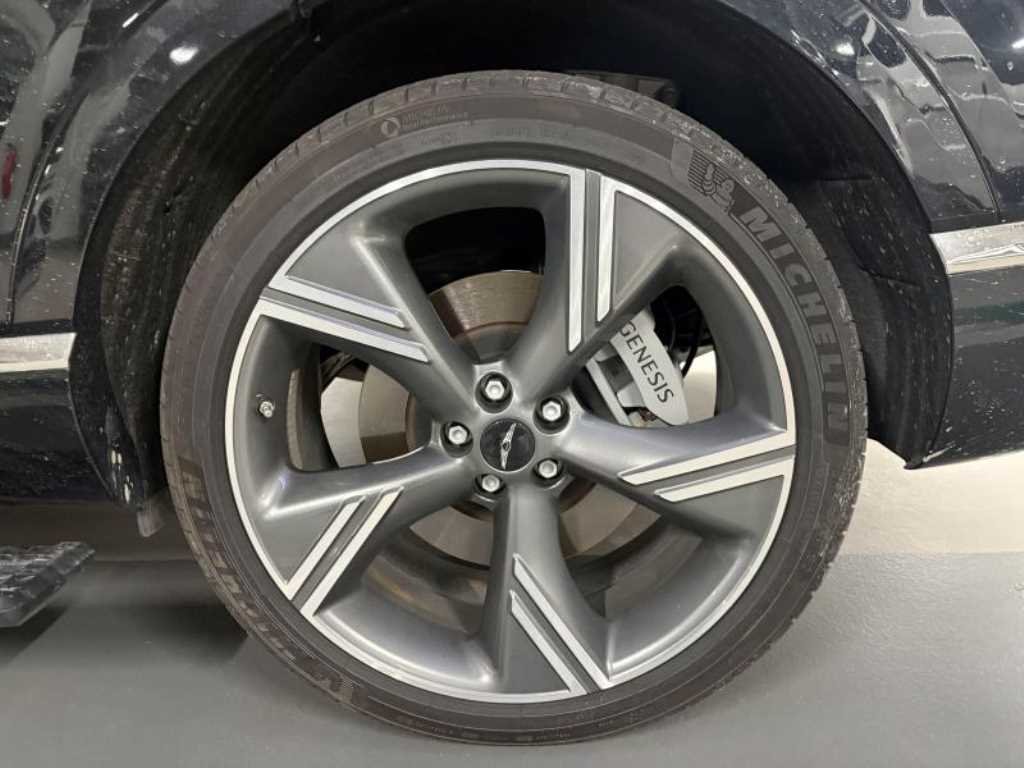 Genesis GV80 - Vista 6